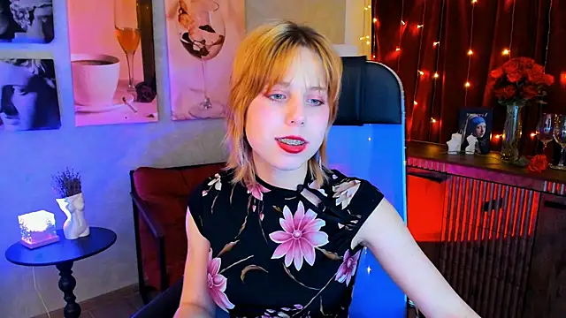 Chat +18 de VivienneHebert ao vivo