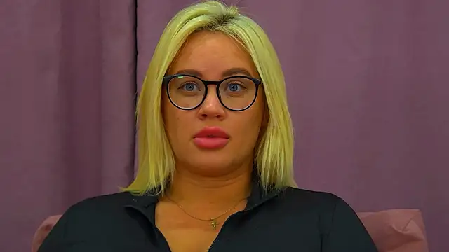 Chat +18 de MariaNeuman ao vivo