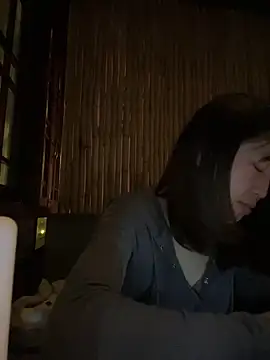 littleqiu's Webcam Show