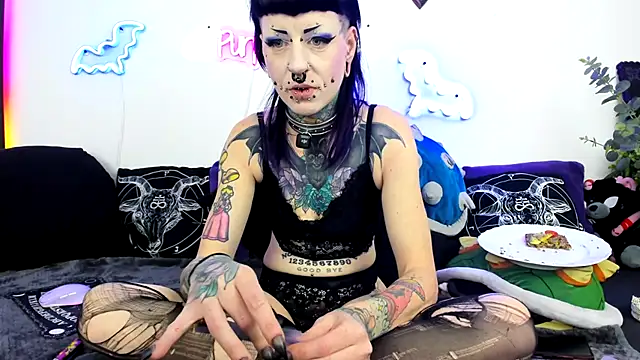 Chat XXX en directo de Purple_Coffin666