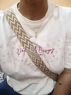 Rising_Queen's Webcam Show