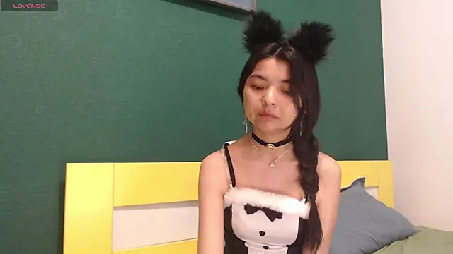 Shy_Kira Live XXX-Chat