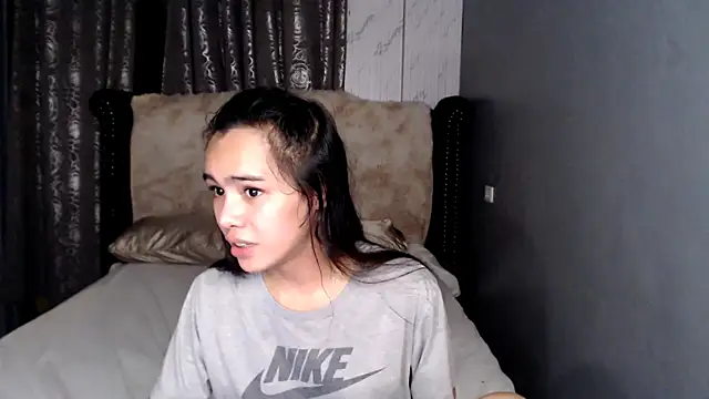 shecutie69 Pertunjukan Webcam