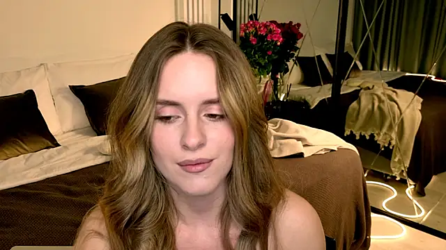 RozzitaBedberry's Live XXX Chat