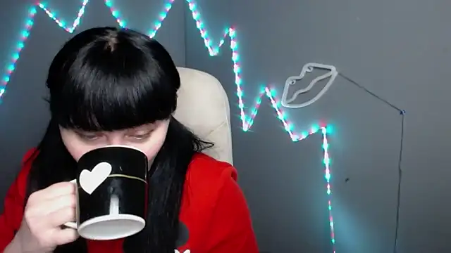 NinaFlawlees 웹캠 쇼