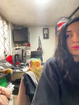 Chat XXX Live SALOME_KORLAND