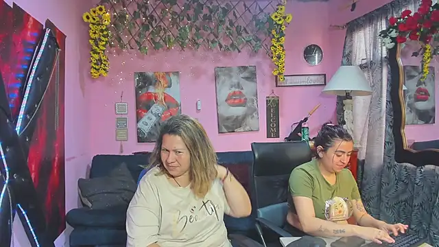 lesbiancuple Live XXX Chat