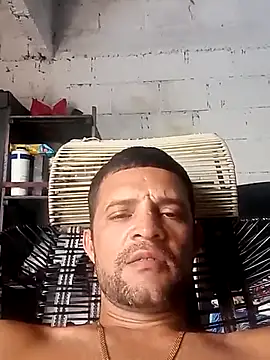 Hot_Veteran_1n Live XXX chat