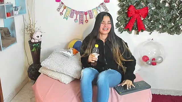 XXX chat uživo modela DestinyHills