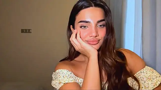 MelindaRenyn Live XXX chat