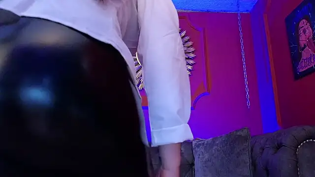 แชท XXX สดของ Julieta_Russell