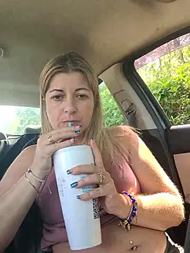 NikkiBlisss' Webcam Show