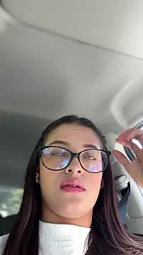 Arilw লাইভ XXX চ ্যাট