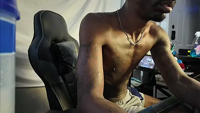 Živý XXX chat Triggerhappycj100