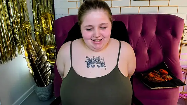 دردشة SladaDell الجنسية المباشرة