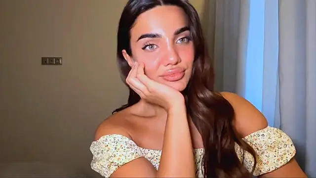 Chat XXX en directo de MelindaReny