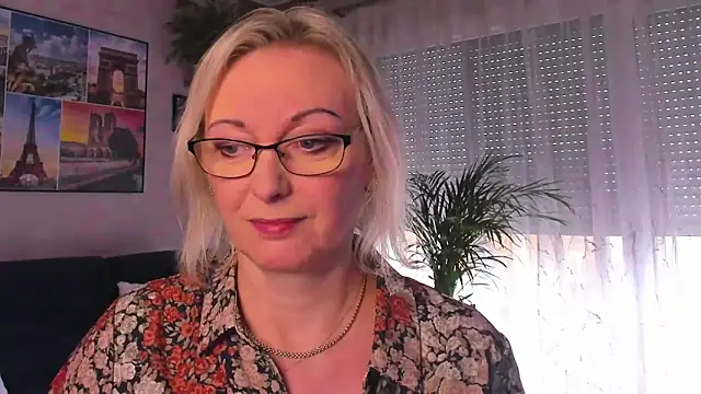 vanessa_chat – webcam-show