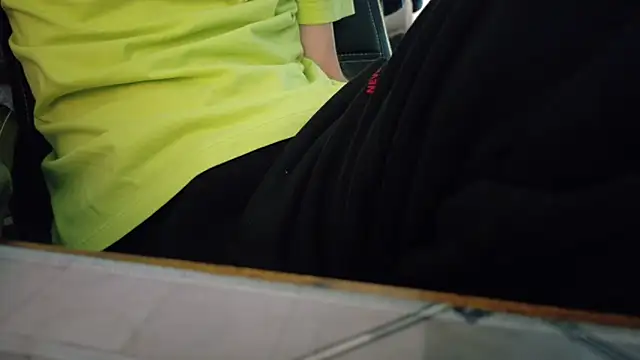 Chrisatmiami Show Webcam