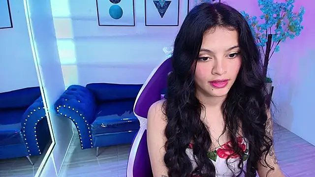 Maddie_T18 – Live XXX-chat