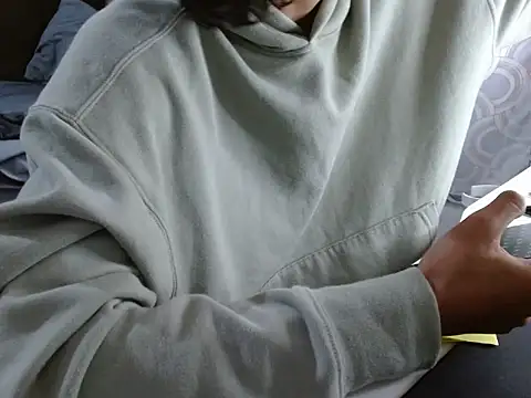 VAZAK: απευθείας συνομιλία ΧΧΧ