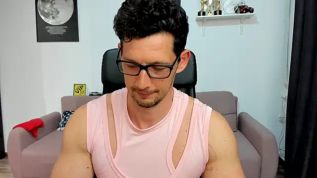 BrutusK08 网络视讯表演