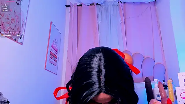 NicoleMadrird élő XXX-chatje