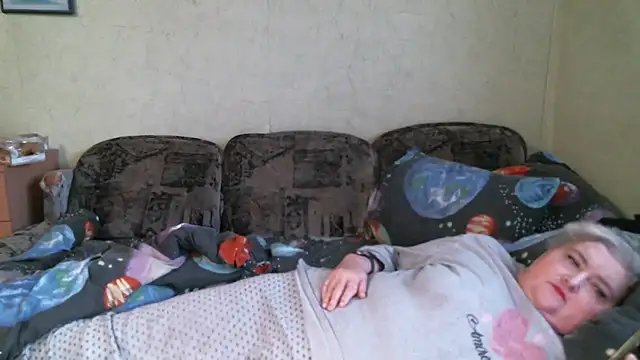 Lana555 现场XXX聊天