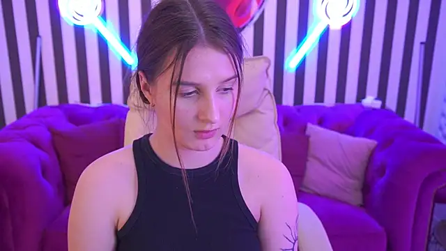 Show modela VikVikLove na web-kameri