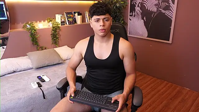 Chat +18 de Ethan_occonor ao vivo