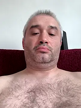 OLOMOUCAK Pertunjukan Webcam