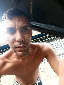 UnreadyChutzpa 网络视讯表演