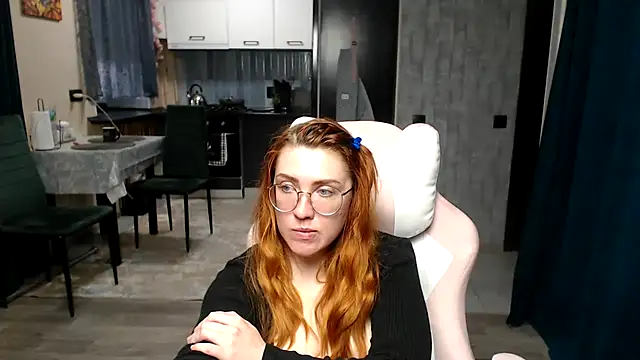 Reginasmilee's Webcam Show