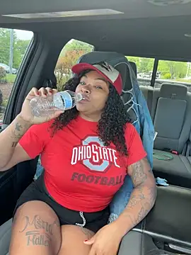 HaloRodeoLover2 live XXX chat