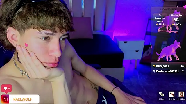 kaelwolf_tay – Live XXX-chat