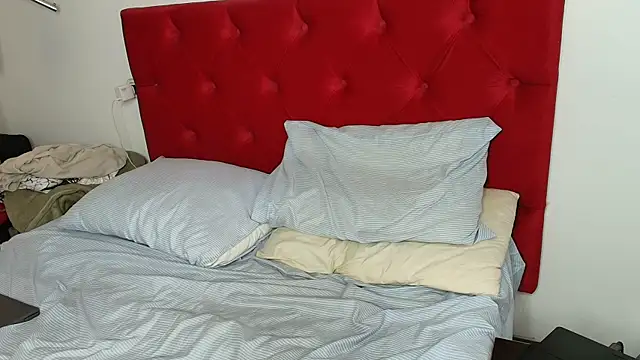 XXX chat uživo modela NicoDavisOfficial