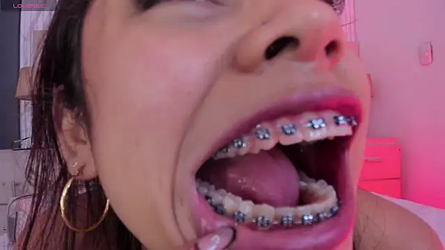 CarolineFyre – Live XXX-chat