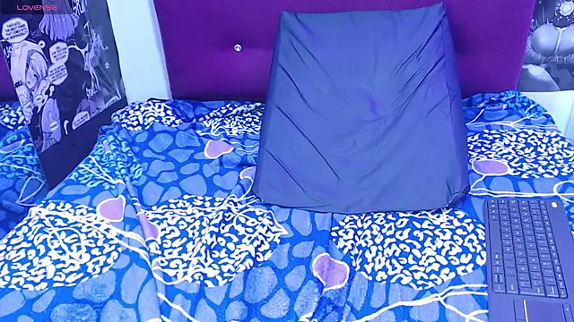 Chat +18 de violet_angel13 ao vivo