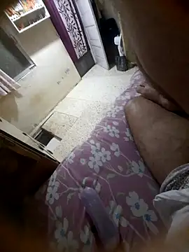 Show de Hot-boy077 na webcam