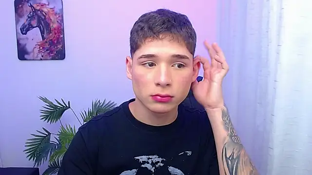 Mattass18's Webcam Show