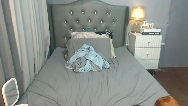 Ela_Rossie Pertunjukan Webcam