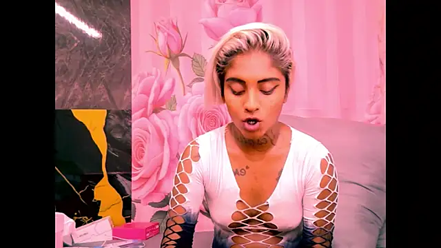 Chat +18 de indian_barbie ao vivo