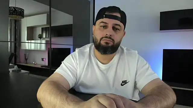 DravenPeak Chat XXX live