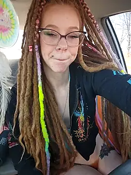 LucidLucy's Webcam Show