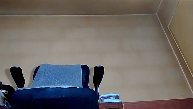 Онлайн чат XXX kinkyman47