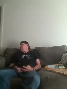 Pokazy przed kamerką – yourMasterisBored