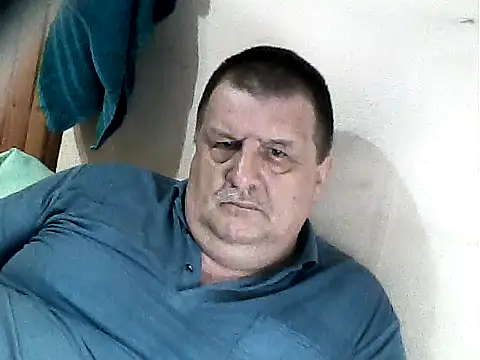 Vyrtous579 Show in webcam