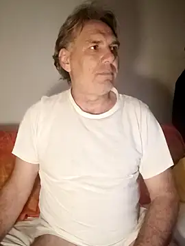 Saysomething3: απευθείας συνομιλία ΧΧΧ