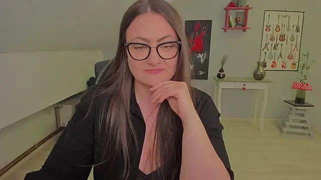 MistressDarrah – Naživo XXX chat