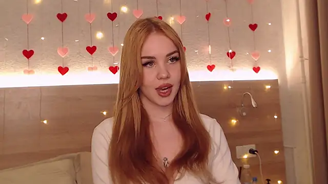 Chatroom XXX en direct de IvyAngel