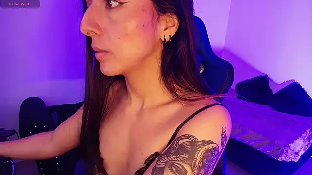 Czat XXX na żywo – Nicolwhitee